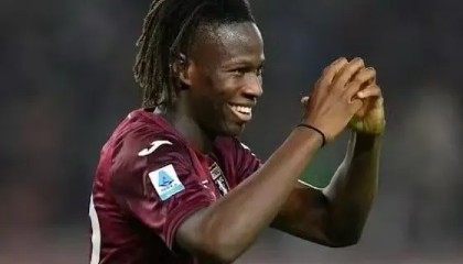 记者：英超&amp;amp;英冠多家球队关注都灵边锋恩杰，其不满出场时间